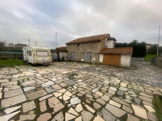 Foto 1 de Venta de casa en Corvera de Asturias de 3 habitaciones con garaje y jardín