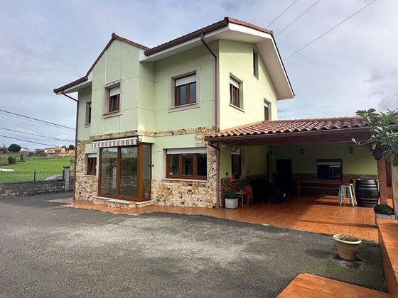 Foto 1 de Casa en venda a avenida Del Campo de 4 habitacions amb terrassa i garatge