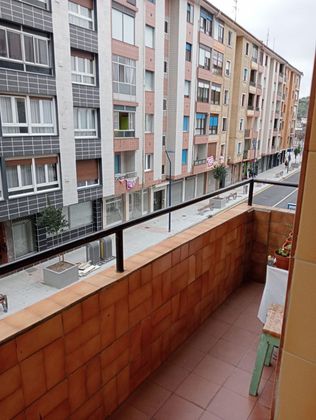 Foto 1 de Pis en venda a Santurtzi de 2 habitacions amb terrassa i balcó
