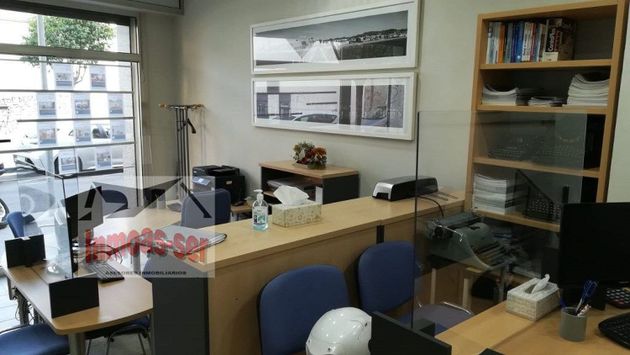 Foto 1 de Oficina en venda a Centre - Badalona amb aire acondicionat