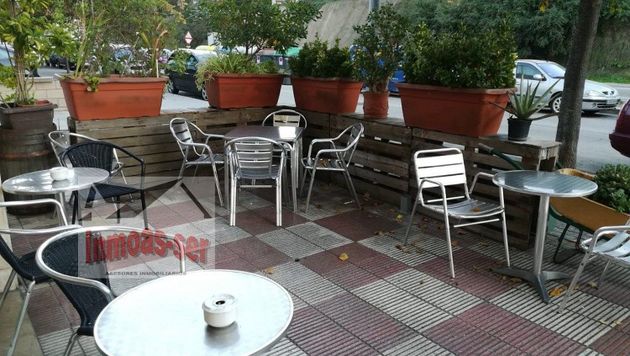 Foto 1 de Alquiler de local en Semicentre con terraza y aire acondicionado