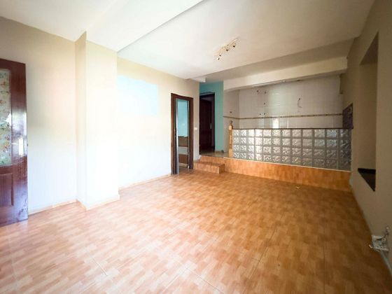 Foto 2 de Venta de piso en Sestao de 4 habitaciones y 102 m²