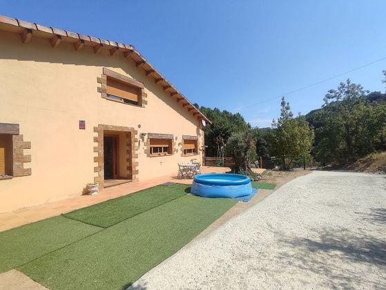 Foto 1 de Casa en venta en Sant Celoni de 4 habitaciones con garaje y aire acondicionado