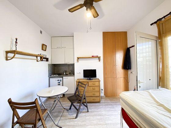 Foto 1 de Venta de piso en calle De Conrad Vilar de 4 habitaciones con calefacción