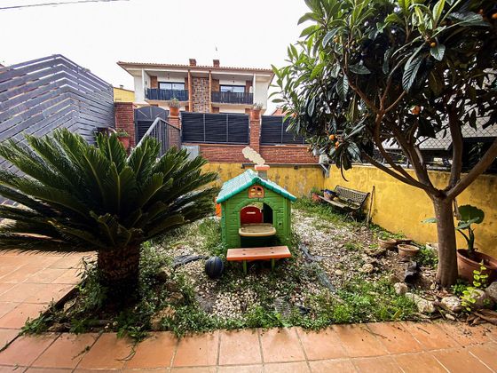 Foto 2 de Casa en venta en calle Santiago Rusiñol de 6 habitaciones con aire acondicionado y calefacción