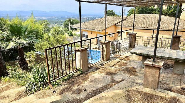 Foto 1 de Chalet en venta en calle Sant Nicolas de 6 habitaciones con terraza y piscina