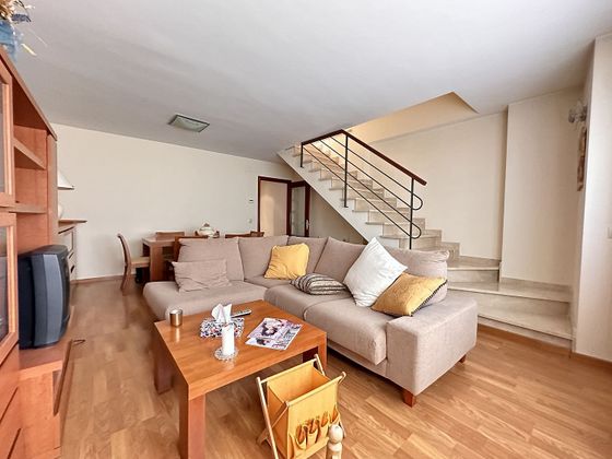 Foto 2 de Àtic en venda a calle De L'empordà de 4 habitacions amb terrassa i garatge
