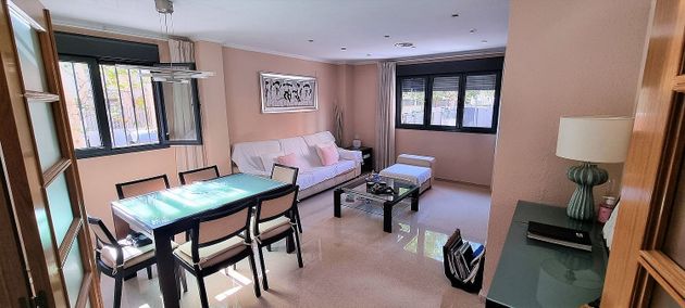 Foto 2 de Dúplex en venda a calle Espigol de 4 habitacions amb terrassa i piscina