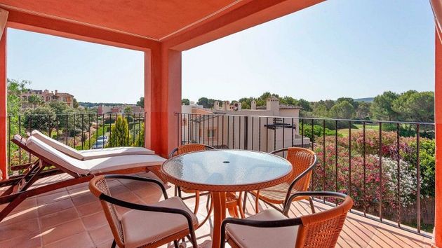 Foto 2 de Piso en venta en Santa Ponça de 3 habitaciones con terraza y piscina