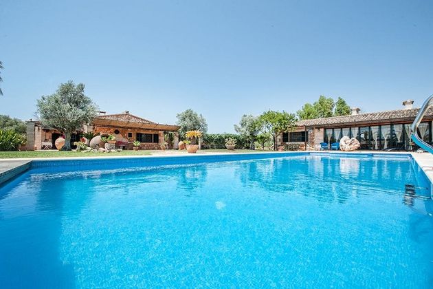 Foto 1 de Casa rural en venda a Campos de 6 habitacions amb terrassa i piscina