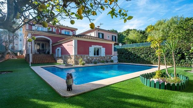 Foto 2 de Venta de chalet en Can Pastilla - Les Meravelles - S'Arenal de 5 habitaciones con terraza y piscina