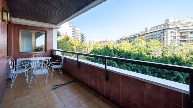 Foto 2 de Venta de piso en Camp d'en Serralta de 5 habitaciones con terraza y aire acondicionado