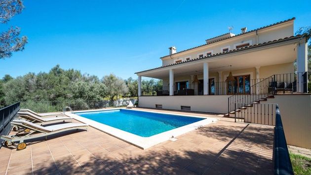 Foto 2 de Chalet en venta en Sant Jordi - Son Ferriol de 5 habitaciones con terraza y piscina
