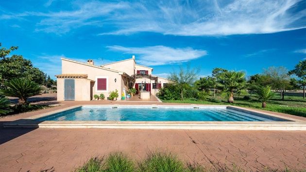 Foto 1 de Casa rural en venda a Consell de 4 habitacions amb terrassa i piscina