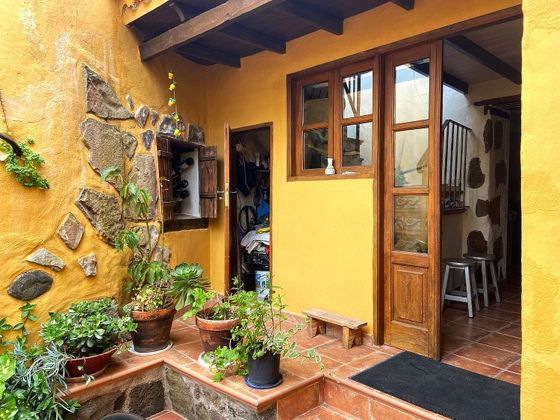 Foto 1 de Xalet en venda a Vega de San Mateo de 3 habitacions amb terrassa i jardí