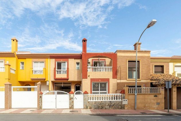 Foto 1 de Dúplex en venta en Carretera Mojonera – Cortijos de Marín de 4 habitaciones con terraza y garaje