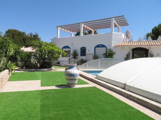 Foto 1 de Xalet en venda a Perín de 5 habitacions amb terrassa i piscina