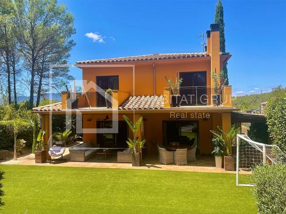 Foto 1 de Xalet en venda a Sant Julià de Ramis de 5 habitacions amb terrassa i piscina
