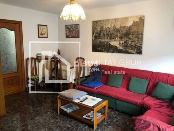 Foto 1 de Casa en venta en Manlleu de 4 habitaciones con terraza y garaje