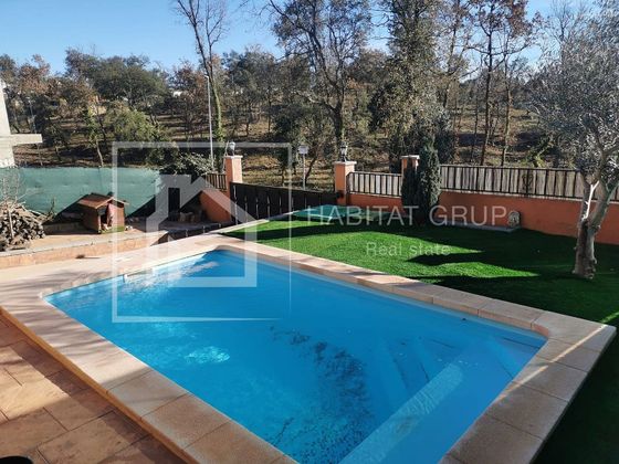 Foto 1 de Casa en venta en Santa Coloma de Farners de 3 habitaciones con terraza y piscina