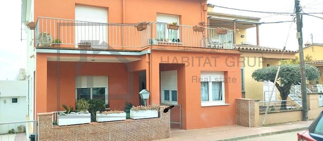 Foto 1 de Casa en venda a calle De Migdia de 5 habitacions amb terrassa i garatge