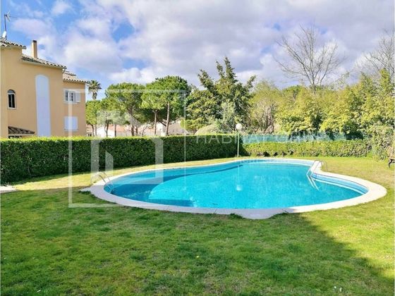 Foto 1 de Ático en venta en S'Agaró de 3 habitaciones con terraza y piscina