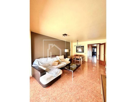 Foto 2 de Pis en venda a Llagostera de 3 habitacions amb terrassa i aire acondicionat
