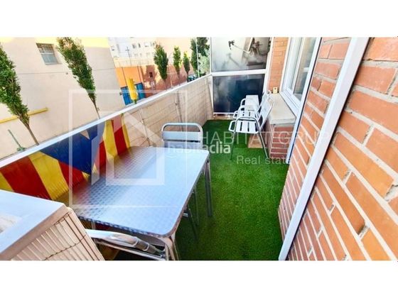 Foto 2 de Pis en venda a Gràcia de 4 habitacions amb terrassa i aire acondicionat