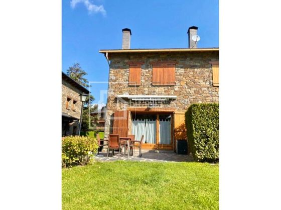 Foto 2 de Casa en venta en Llívia (Girona) de 4 habitaciones con terraza y garaje