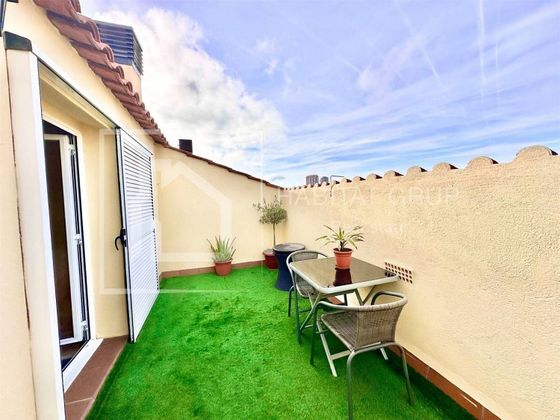 Foto 2 de Dúplex en venda a calle Joan Maragall de 2 habitacions amb terrassa i balcó