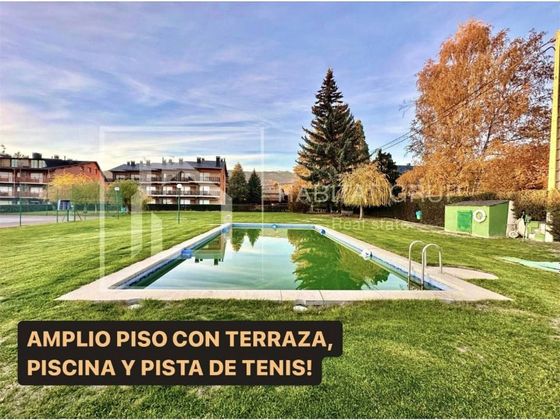 Foto 1 de Pis en venda a Llívia (Girona) de 3 habitacions amb terrassa i piscina