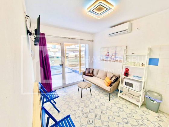 Foto 2 de Venta de casa en Empuriabrava de 3 habitaciones con terraza y aire acondicionado