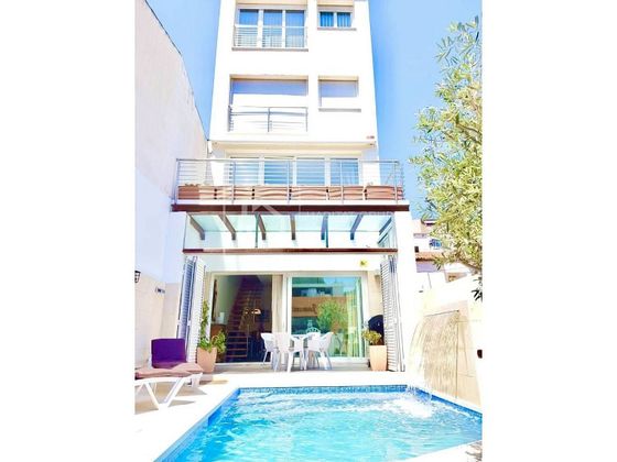 Foto 2 de Casa adossada en venda a Colera de 5 habitacions amb terrassa i piscina