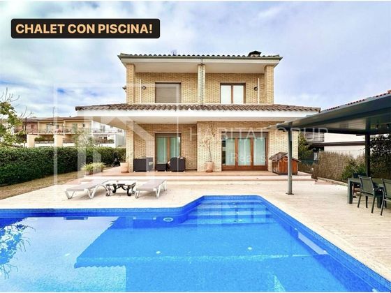 Foto 1 de Xalet en venda a Vilablareix de 6 habitacions amb terrassa i piscina