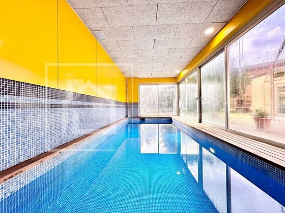 Foto 2 de Casa en venda a Montilivi - Palau de 6 habitacions amb terrassa i piscina