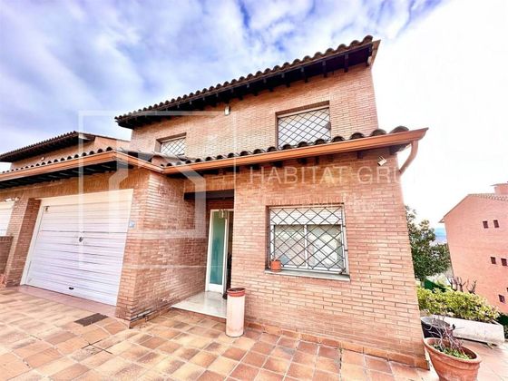 Foto 1 de Casa en venda a Montjuïc de 6 habitacions amb terrassa i piscina
