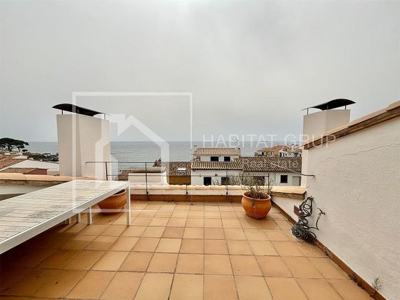 Foto 1 de Piso en venta en Calella de Palafrugell de 3 habitaciones con terraza y balcón