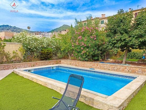 Foto 2 de Casa en venda a Puigpunyent de 4 habitacions amb terrassa i piscina