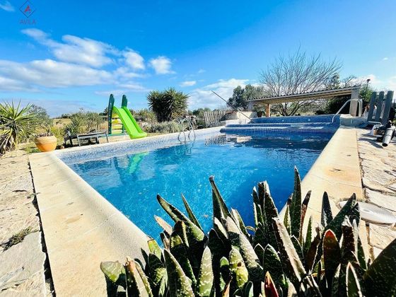 Foto 1 de Casa rural en venda a Sencelles de 3 habitacions amb terrassa i piscina