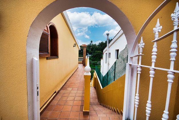 Foto 2 de Casa en venda a calle Barranquillo de Dios de 4 habitacions amb terrassa i garatge