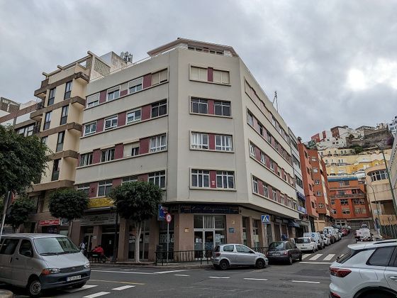 Foto 1 de Piso en venta en Arenales - Lugo - Avenida Marítima de 3 habitaciones con ascensor