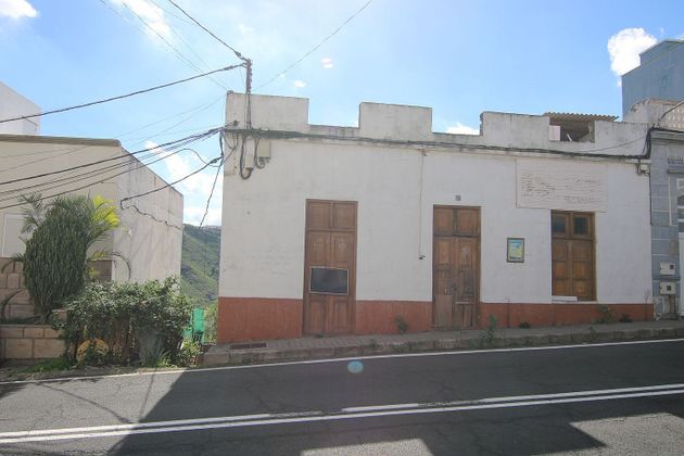 Foto 2 de Casa en venda a Juan XXIII-Santidad de 2 habitacions amb garatge