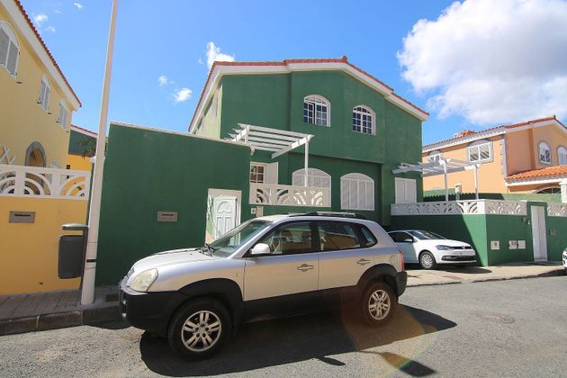 Foto 2 de Dúplex en venta en La Garita - Marpequeña de 3 habitaciones con terraza y garaje