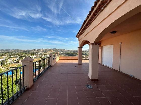 Foto 2 de Àtic en venda a Mijas Golf de 3 habitacions amb terrassa i piscina