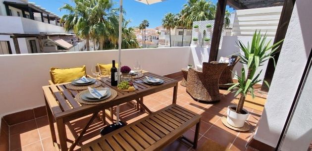 Foto 1 de Pis en lloguer a urbanización Riviera del Sol IV de 2 habitacions amb terrassa i piscina