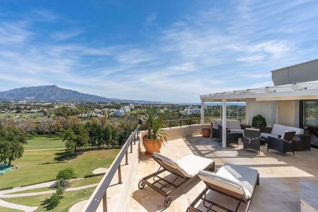 Foto 2 de Àtic en venda a Paraíso - Atalaya- Benamara de 2 habitacions amb terrassa i piscina
