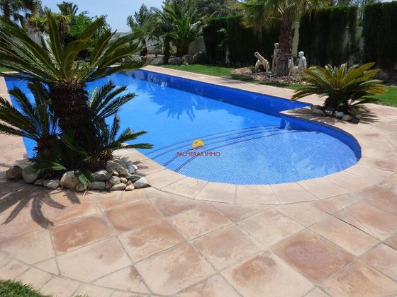 Foto 2 de Venta de casa en Casalot de 7 habitaciones con terraza y piscina