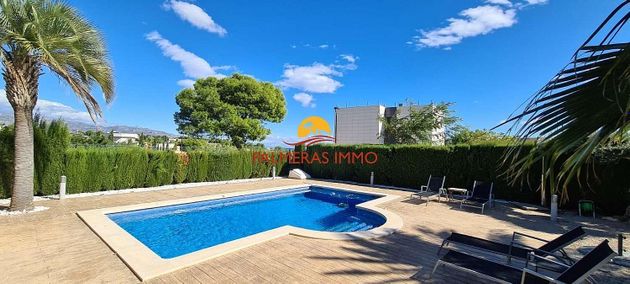 Foto 2 de Casa en venda a Roques Daurades-L'Estany de 5 habitacions amb terrassa i piscina