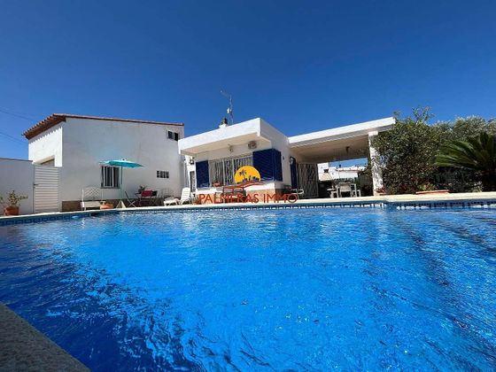 Foto 1 de Casa en venta en Calafat de 3 habitaciones con terraza y piscina