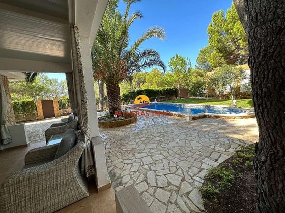 Foto 2 de Xalet en venda a Sant Jordi d'Alfama de 5 habitacions amb terrassa i piscina